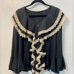 French Vintage Laura Jane Paris-90s Blouse with ruffles and cream crochet.Size M